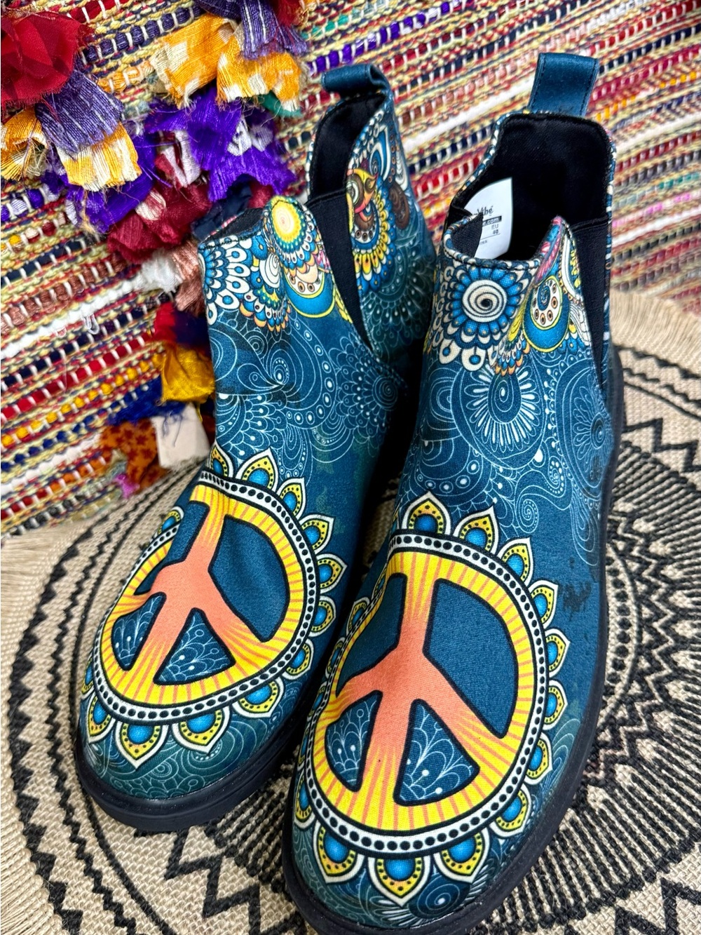 Yes We Vibe Slip On Ankle Boots NWOT sz 7 Sunflower Peace Vegan Leather - Picture 2 of 5